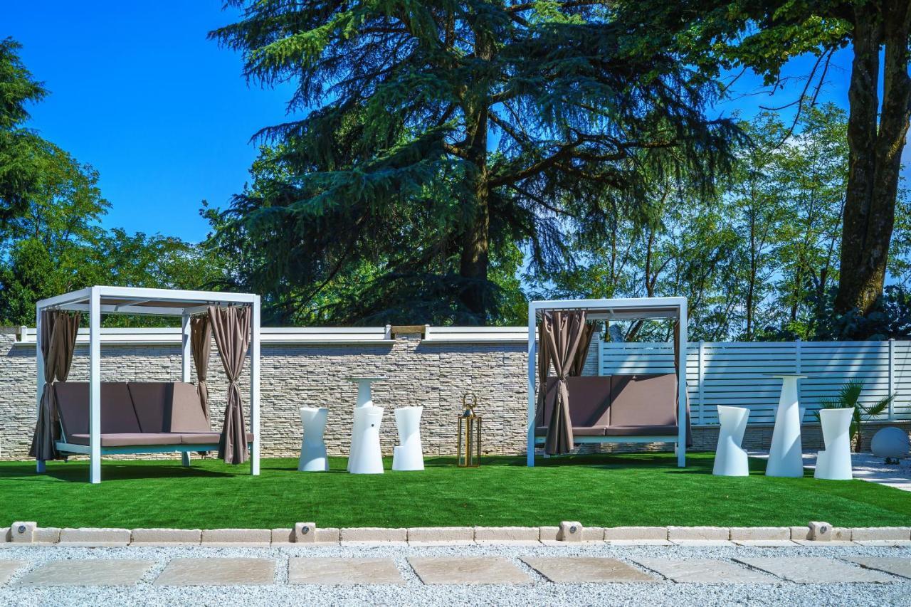 Villa Vittoria B&B - Wellness Terme di Miradolo Dış mekan fotoğraf